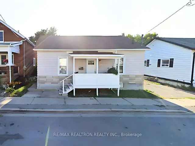 Newly Painted 3 1 Bedroom Home in Central Oshawa