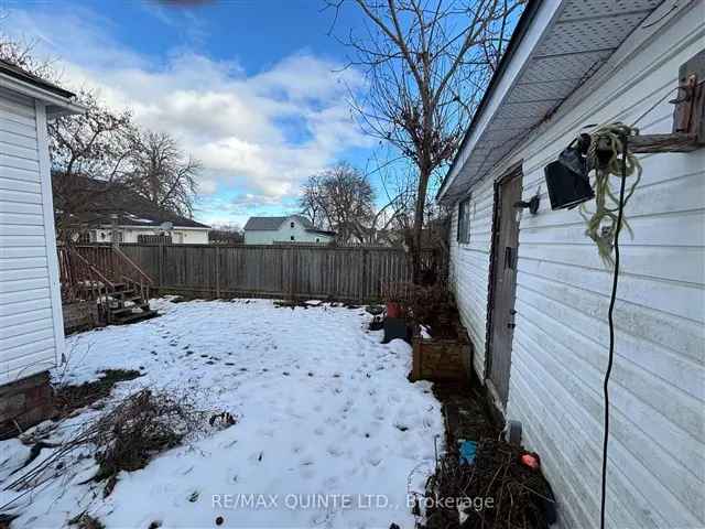 House For Sale in 19, Frederick Street, Quinte West, Ontario