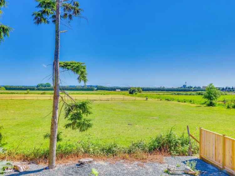 New 4-Bedroom 1/2 Duplex with Garden Suite in Ladner