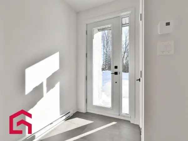 Two Storey House for Sale Laurentides Modern Kitchen Master Bedroom