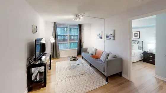 1 room apartment of 60 m² in Toronto