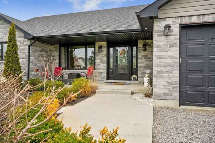 Modern Bungalow on 1-Acre Lot with Pool and Garden