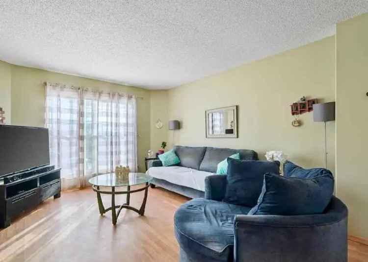 House For Rent in Calgary, Alberta