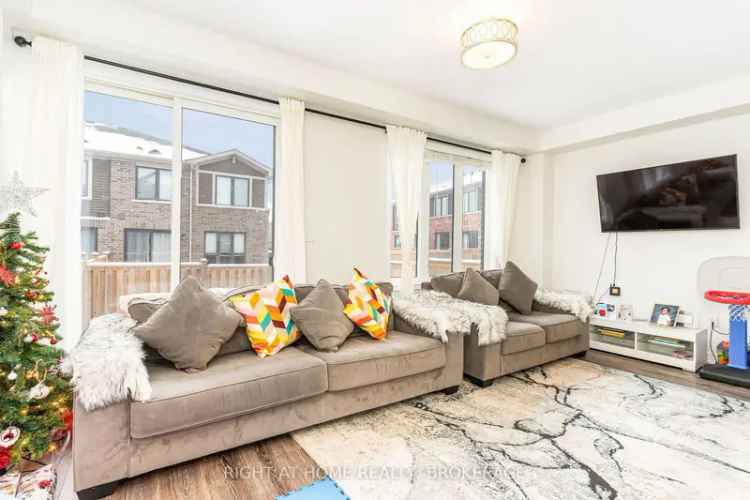 Condo For Sale in Mississauga, Ontario