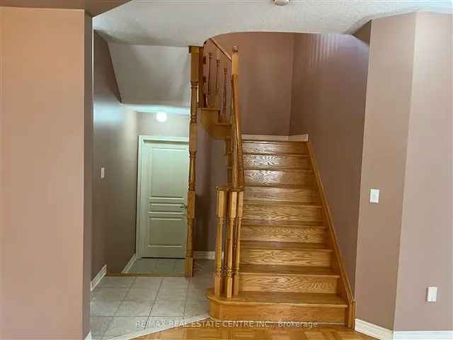 House For Rent in 51, River Heights Drive, Brampton, Ontario