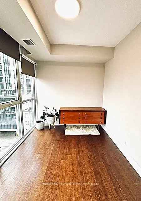 Condo For Sale in Toronto, Ontario