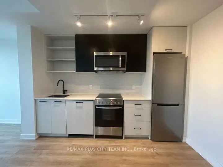 Condo For Rent in Toronto, Ontario