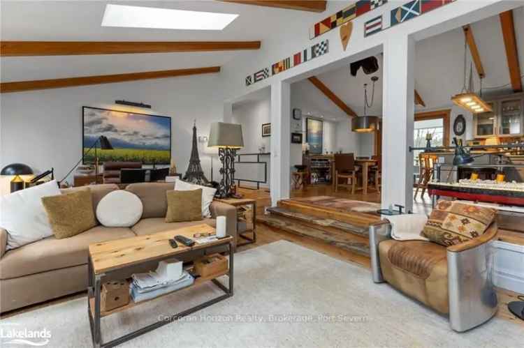 House For Sale in Georgian Bay Township, Ontario