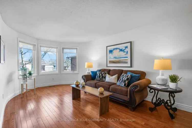 4 1 Bedroom Home in Family Friendly Neighbourhood
