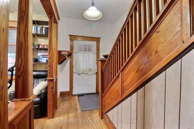 House For Sale in St. Thomas, Ontario