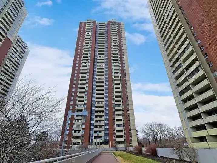 05 MASSEY SQUARE 02 BEDROOMS CONDO FOR RENT STUDENT/BACHELORS