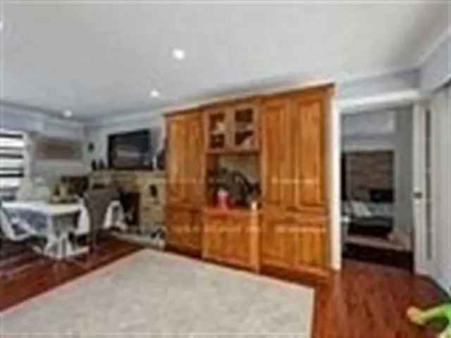 Beautiful All Brick Bungalow For Rent In West Brampton