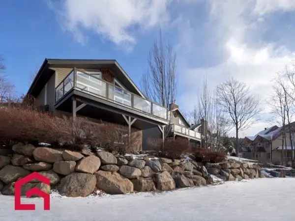 Bromont Mountain Ski-In Ski-Out House 6 Bedrooms 2 Bathrooms