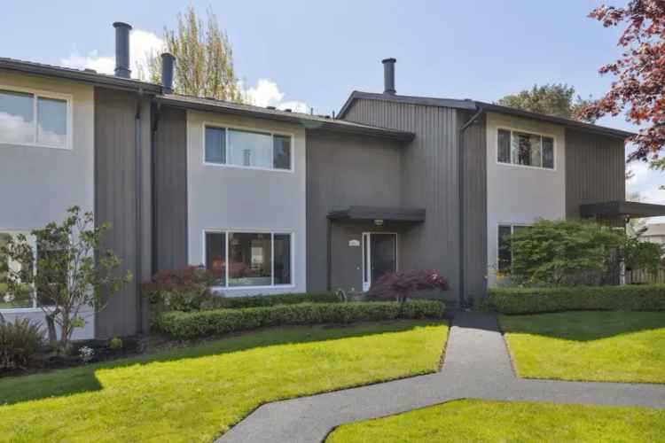 3 Bed 2 Bath Townhome in Ladner Chestnut Gardens