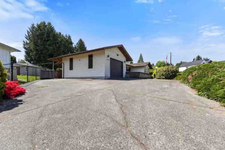 Investors Renovators Dream Home Near Elementary School