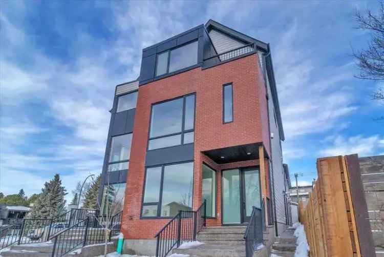 Townhouse For Rent in Calgary, Alberta