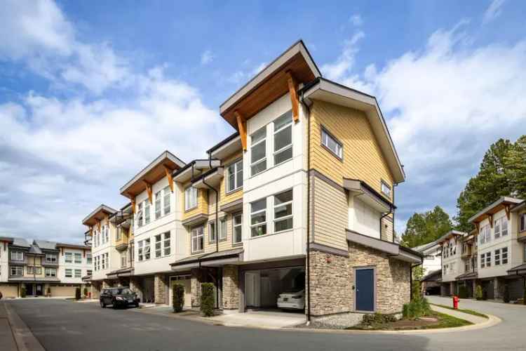 A $1,139,000.00 Townhouse with 3 bedrooms in Brennan Center, Squamish