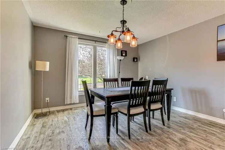 House For Sale in Waterford, Ontario