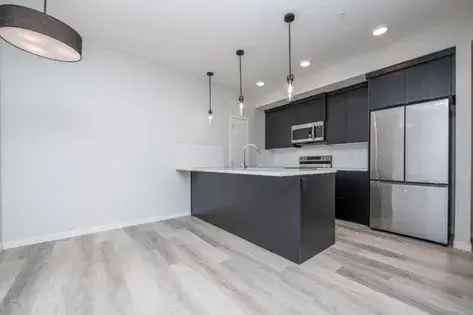 2 rooms apartment of 84 m² in Calgary