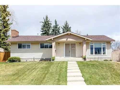 Varsity Bungalow 3 1 Bedroom 2 5 Bath Large Lot