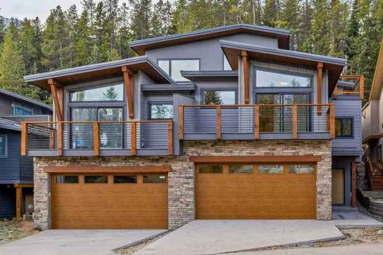 House For Sale in Canmore, Alberta