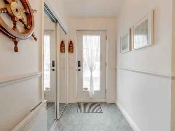Bungalow for Sale Quebec North Shore 2 Beds 2 Baths