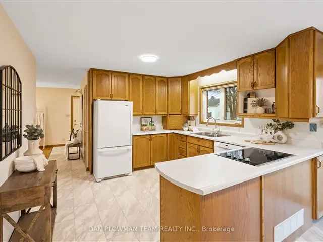 House For Sale in 337, Airport Parkway, Belleville, Ontario