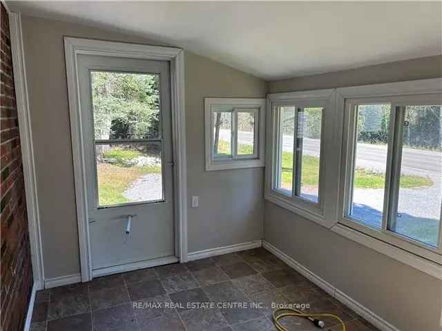 House For Sale in Kawartha Lakes, Ontario