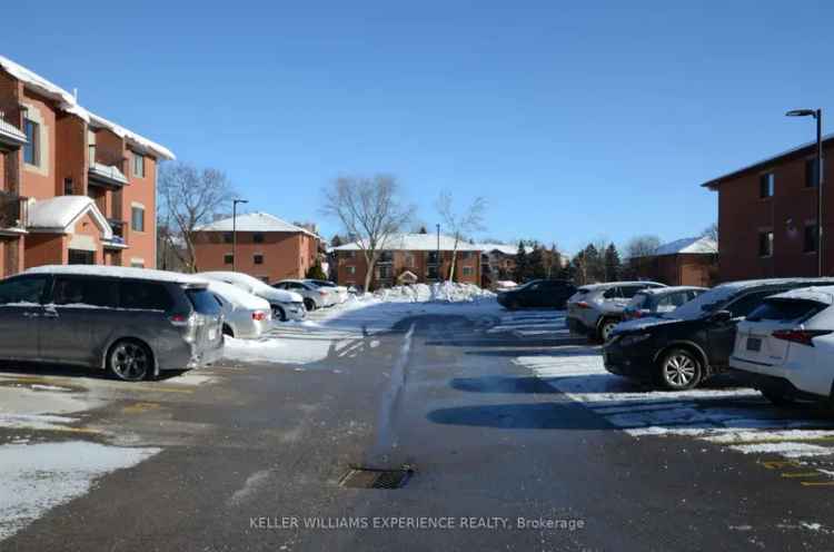 Condo For Sale in Barrie, Ontario