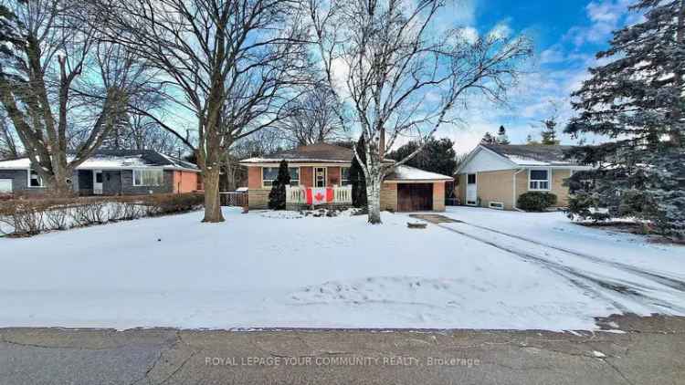 House For Sale in 42, Rougecrest Drive, Markham, Ontario