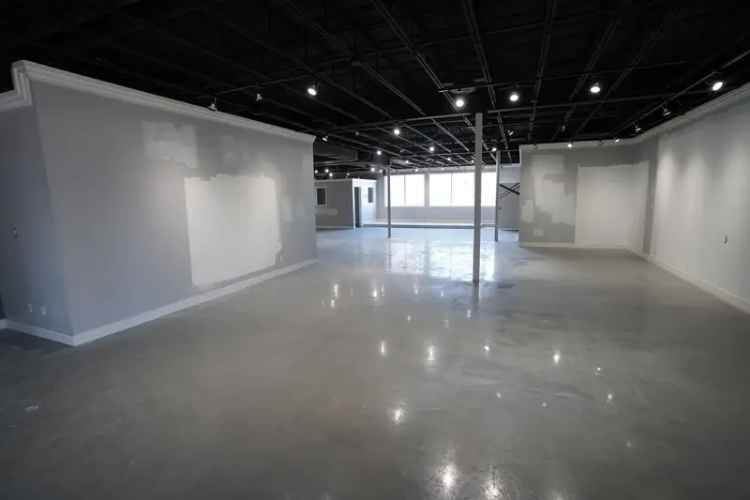 Rent Commercial Property in Northwest Edmonton with Office and Showroom Space