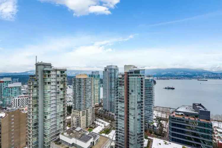 Stunning Coal Harbour Views 3 Bed 2 Bath Condo