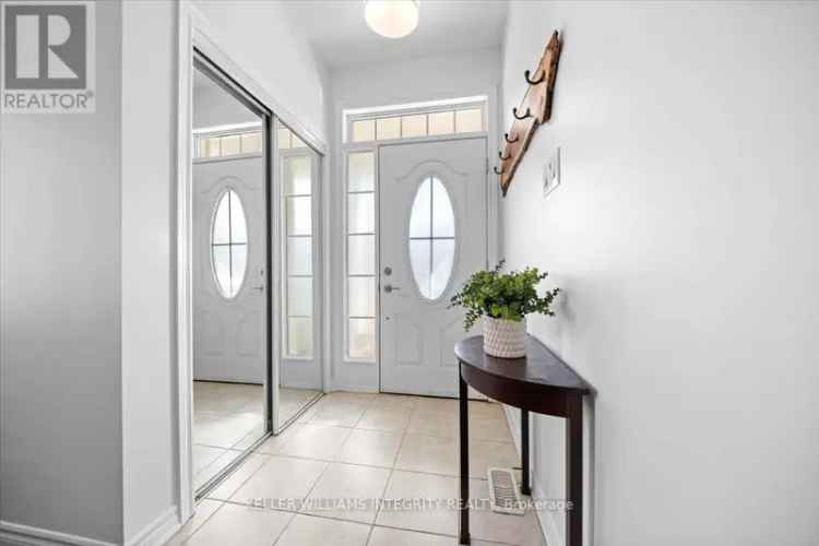 3 Bed 2.5 Bath Detached Home in Barrhaven