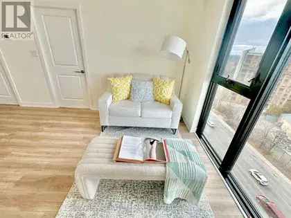 2 Bedroom Toronto Penthouse 294m² Unobstructed Water Views