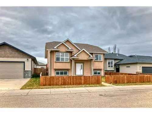 For Sale 5 Bedroom House in Johnstone Crossing Red Deer with Garage