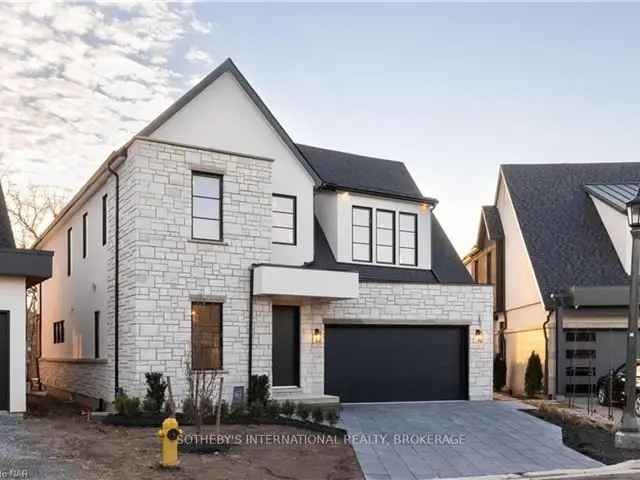 Modern Custom-Built Home in St David's with Vineyard Views