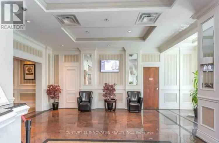 Main Level Unit Markham & Sheppard: 1+Den, Parking, Laundry
