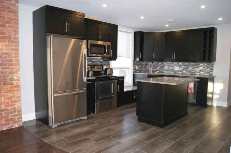 Rent Spacious 4 Bedroom Apartment in Centretown Ottawa