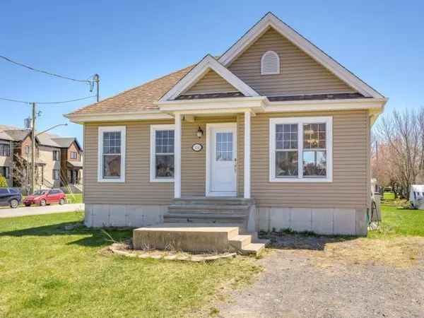 Bungalow for Sale Saint Polycarpe Large Lot Low Maintenance