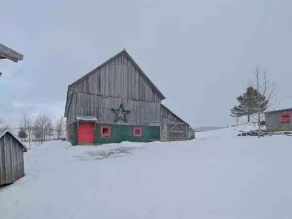 Hobby Farm for sale (Centre-du-Québec) #RA955