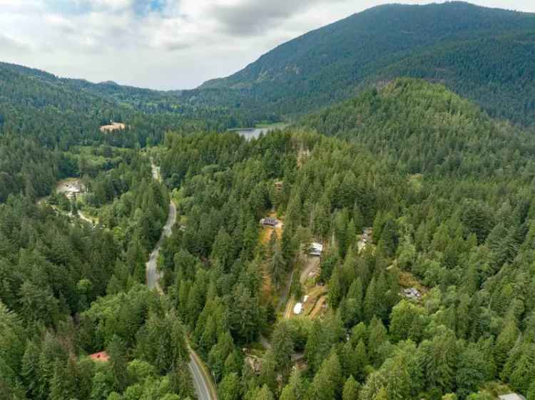 A $1,998,000.00 House with Acreage with 4 bedrooms in Bowen Island, Bowen Island