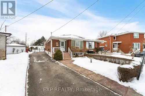 Buy House in Mississauga Valleys with Spacious Lot and Finished Basement