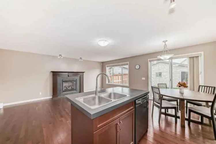 House For Rent in Calgary, Alberta