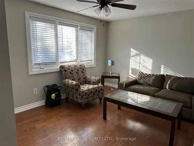 House For Rent in 244, Lancaster Avenue, Newmarket, Ontario