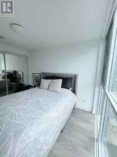 1 Room 50m² Toronto Apartment Luxurious Sunny Open Concept Den Parking