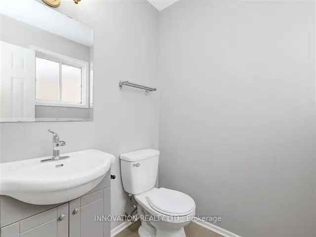 House For Sale in 2, Chickasaw Crescent, Ottawa, Ontario