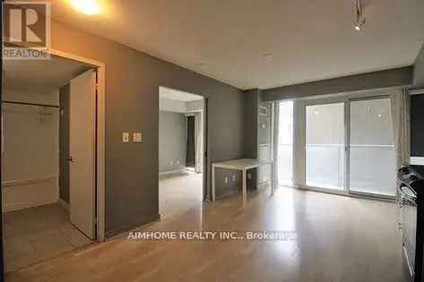 1 room apartment of 78 m² in Toronto