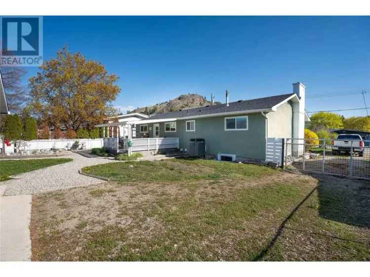 5 Bedroom Family Home Near School and Amenities