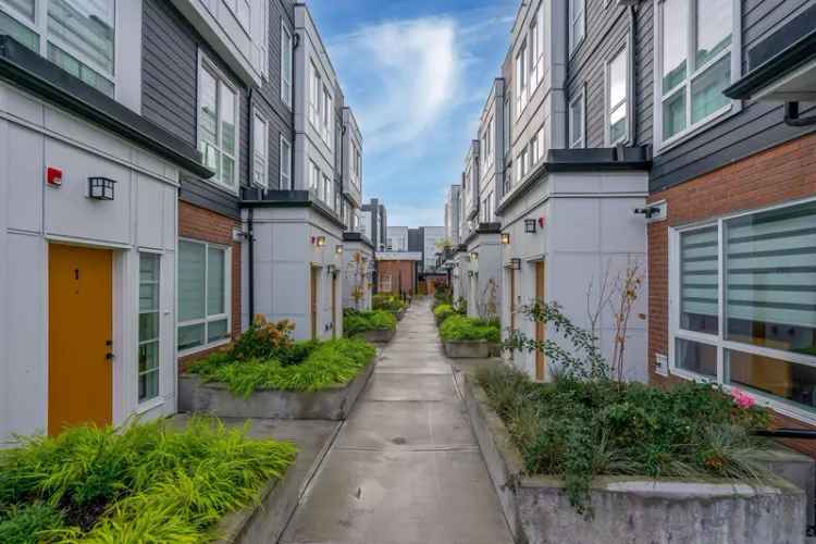 A $549,900.00 Apartment/Condo with 2 bedrooms in Clayton, Cloverdale