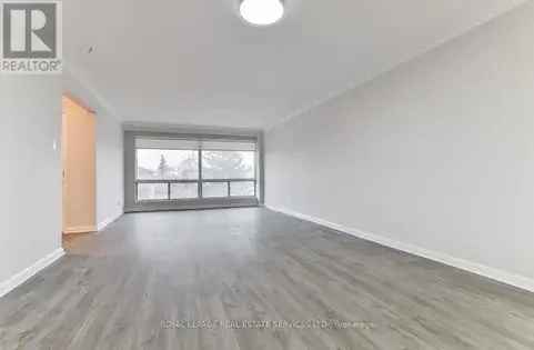 3 rooms apartment of 197 m² in Toronto